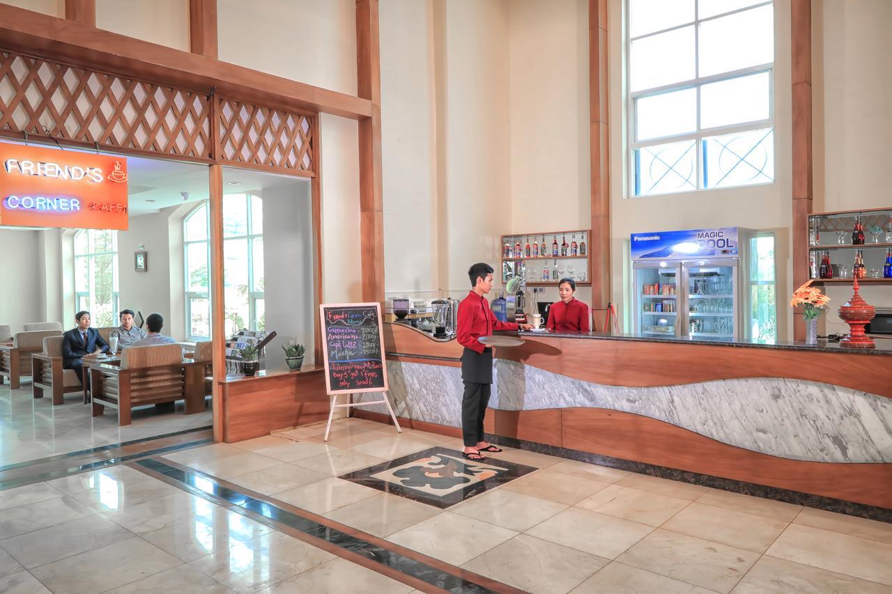 The Hotel Grand Ace Naypyidaw Exterior foto